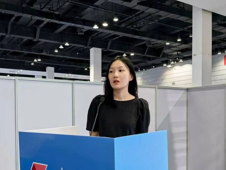 1755451307935295.jpg 4.7.jpg