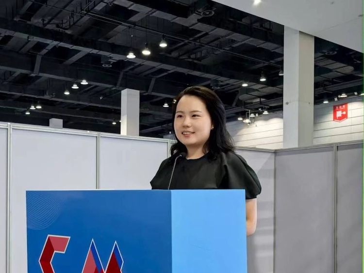 1755451392103228.jpg 4.9.jpg